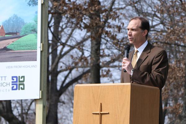 Jeff Puryear, Blessed Sacrament’s capital campaign chairman, speaks at the March 19 groundbreaking ceremony for the new church. The future 15,000-square-foot church will be built on 20 acres located at 1105 E. Highland Drive in Jonesboro. (Sarah Morris photo)