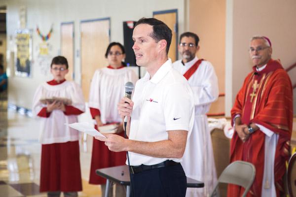 Dr. Tim Muldoon, director of mission education for Catholic Extension Society in Chicago, which serves mission dioceses, speaks to the congregation. (Travis McAfee photo)