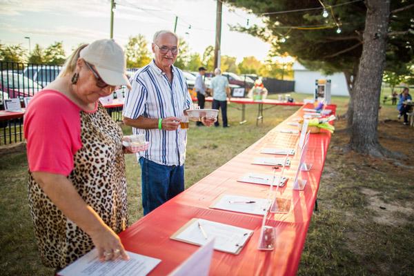 While the chili cook-off and brewing competitions were the main attraction, many guests also participated in a silent auction. (Travis McAfee photo)