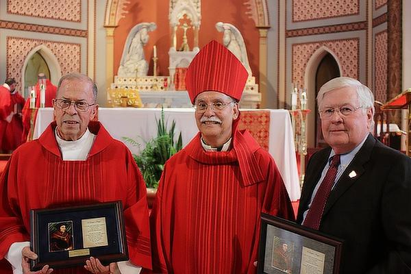 Red Mass honors Dc. Bud Bryant, prosecutor Larry Jegley